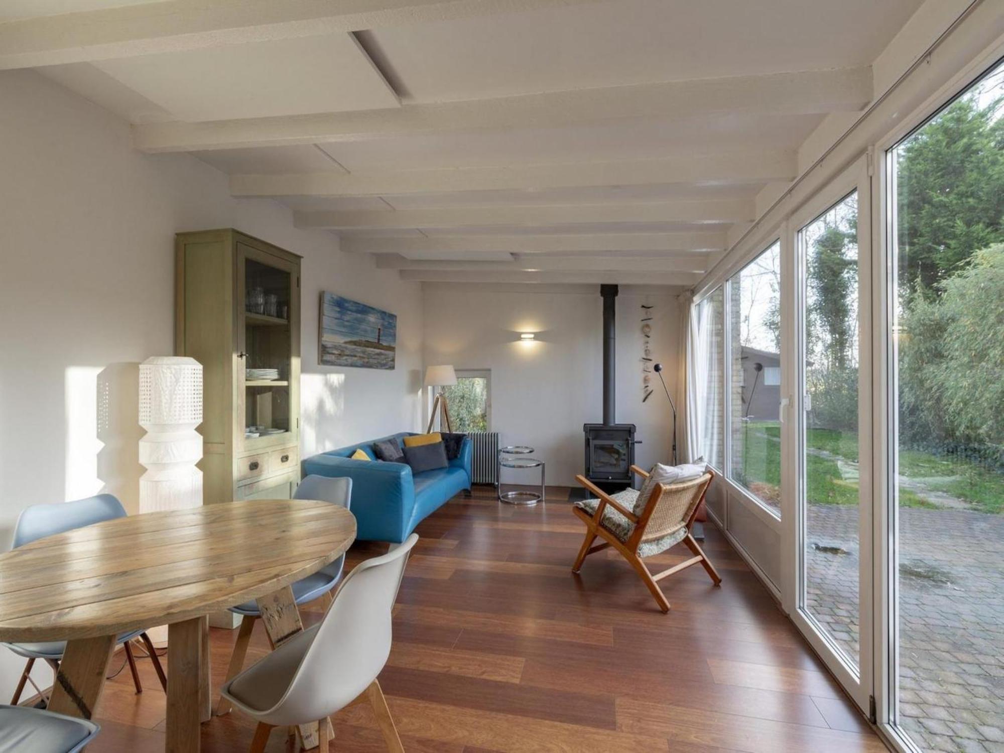 Stylish Bungalow With A Large Garden Sint Maartensvlotbrug Eksteriør billede