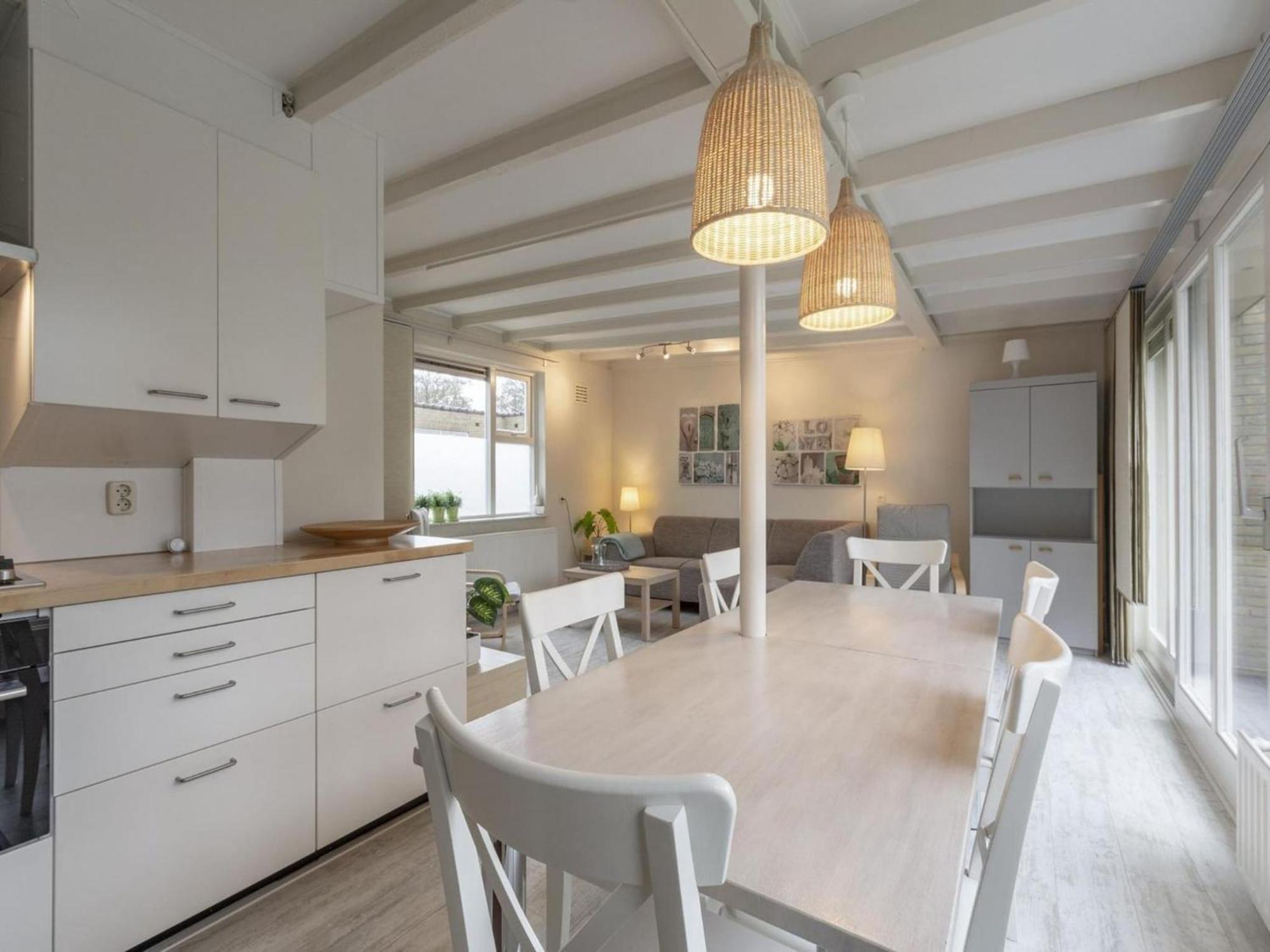 Stylish Bungalow With A Large Garden Sint Maartensvlotbrug Eksteriør billede